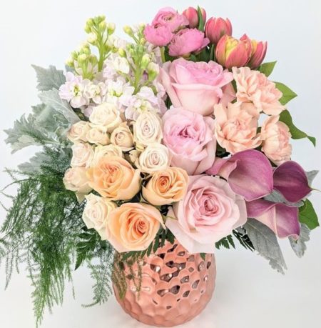 Roses,tulips, stock and seasonal Premium textures and soft florets. Elegant and Modern.